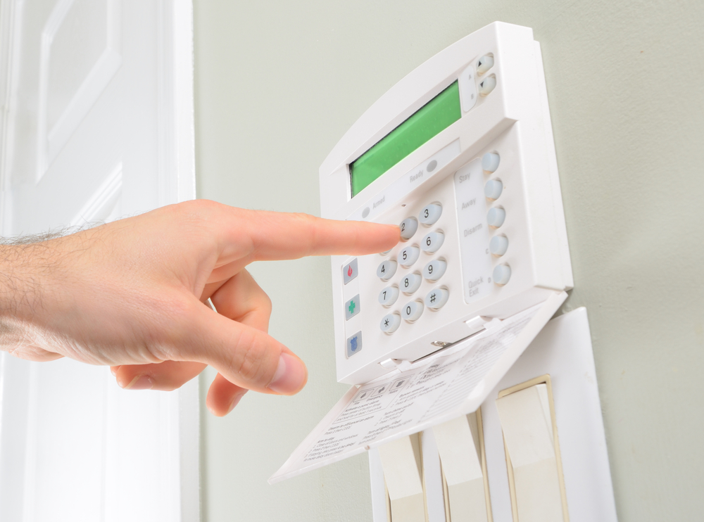 setting home alarm system