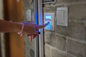 Why Commercial Alarm Systems are Vital for Franchisees